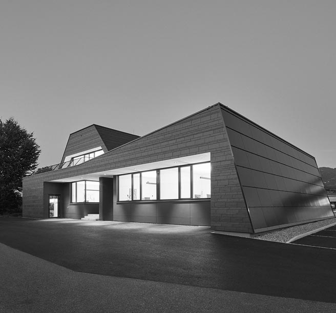 Büro- und Ausstellungsgebäude